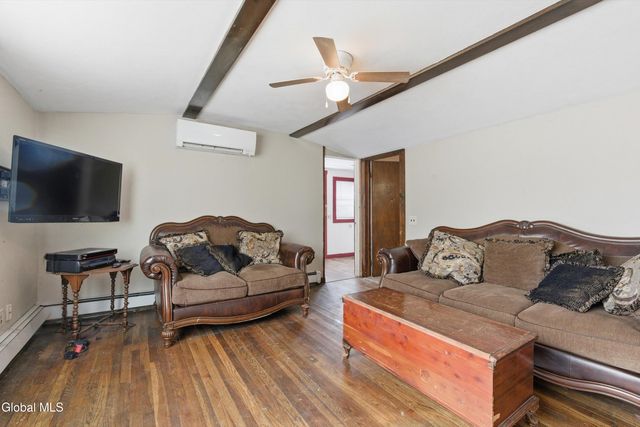 31 Carey Avenue, Hoosick Falls, NY 12090