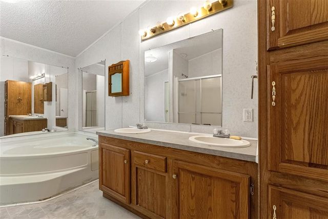 1668 E Majestic Drive, Sulphur, LA 70663