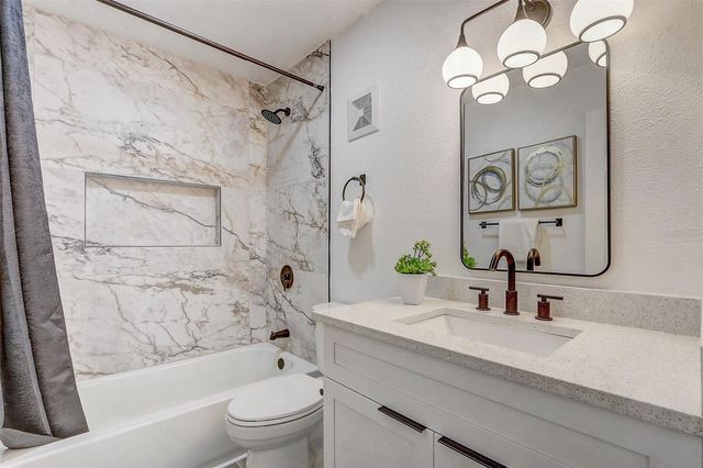 3016 STONECASTLE ROAD, Orlando, FL 32822