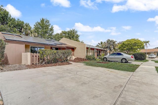 3016 STONECASTLE ROAD, Orlando, FL 32822