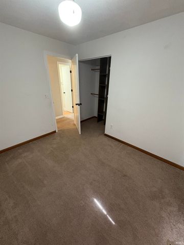 10365 Sunset Lane, Osceola, IN 46561