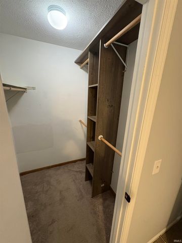 10365 Sunset Lane, Osceola, IN 46561