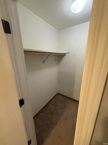 10365 Sunset Lane, Osceola, IN 46561