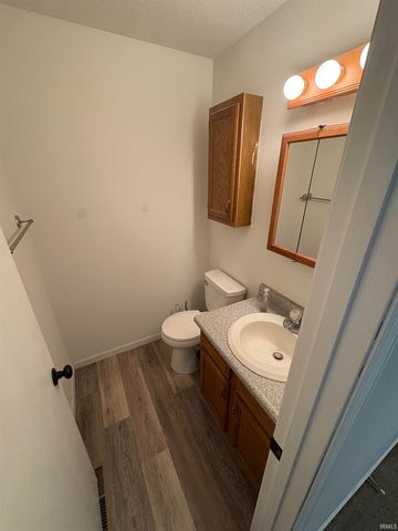 10365 Sunset Lane, Osceola, IN 46561