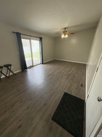 10365 Sunset Lane, Osceola, IN 46561