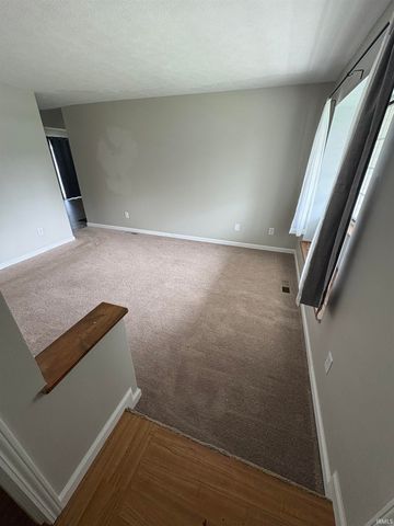 10365 Sunset Lane, Osceola, IN 46561