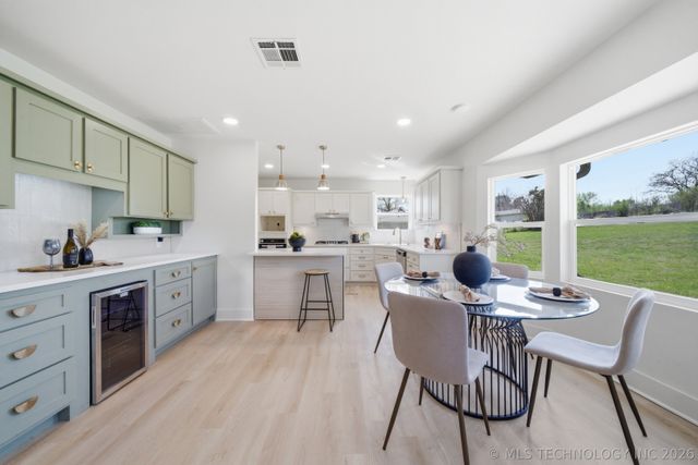 7012 S 234th East Avenue, Broken Arrow, OK 74014