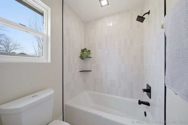 7012 S 234th East Avenue, Broken Arrow, OK 74014