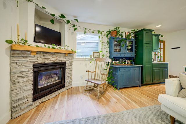 783 S Stony Point Road, Suttons Bay, MI 49682