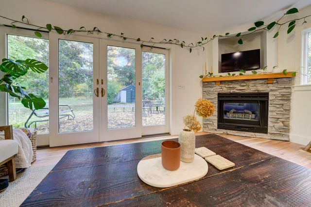 783 S Stony Point Road, Suttons Bay, MI 49682