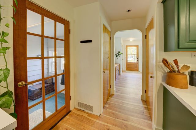 783 S Stony Point Road, Suttons Bay, MI 49682