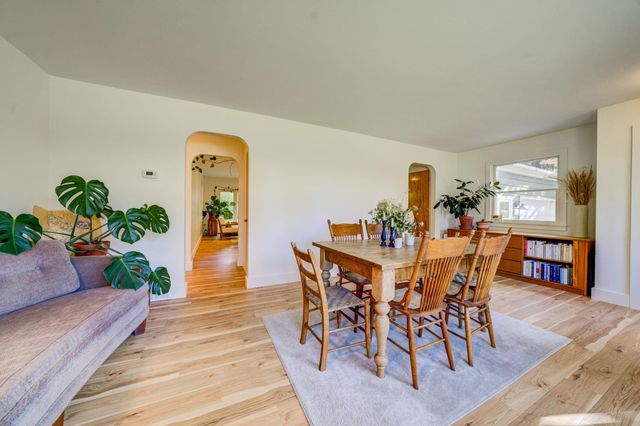 783 S Stony Point Road, Suttons Bay, MI 49682