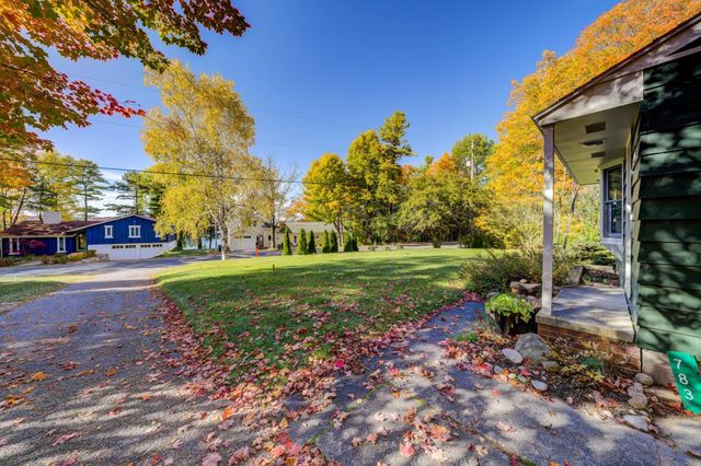 783 S Stony Point Road, Suttons Bay, MI 49682