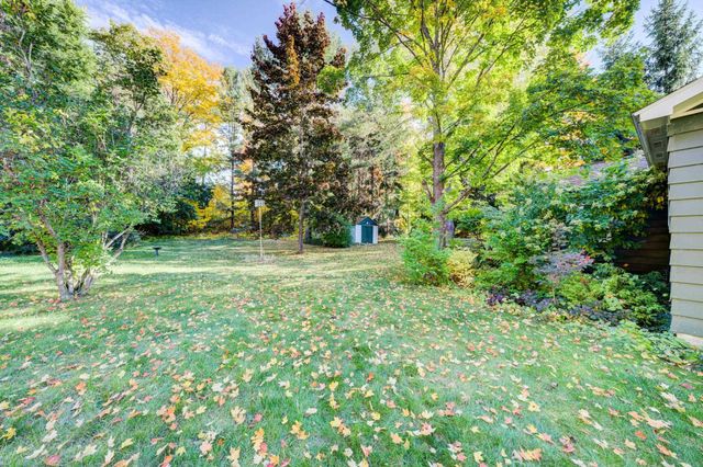 783 S Stony Point Road, Suttons Bay, MI 49682