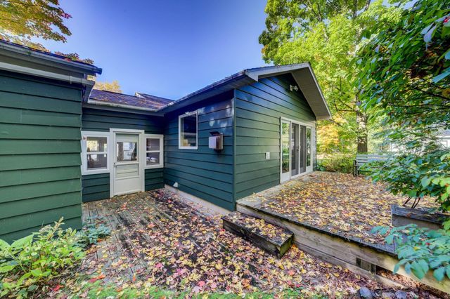 783 S Stony Point Road, Suttons Bay, MI 49682