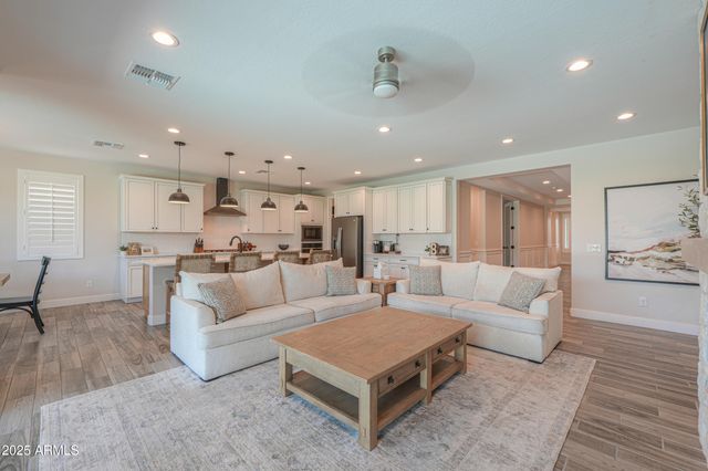 40728 W HALL Drive, Maricopa, AZ 85138