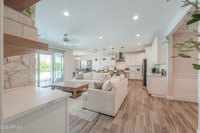 40728 W HALL Drive, Maricopa, AZ 85138