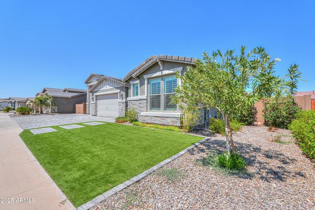 40728 W HALL Drive, Maricopa, AZ 85138