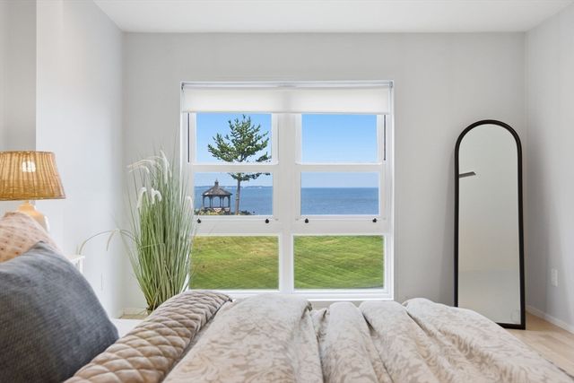 1 Seal Harbor 210, Winthrop, MA 02152