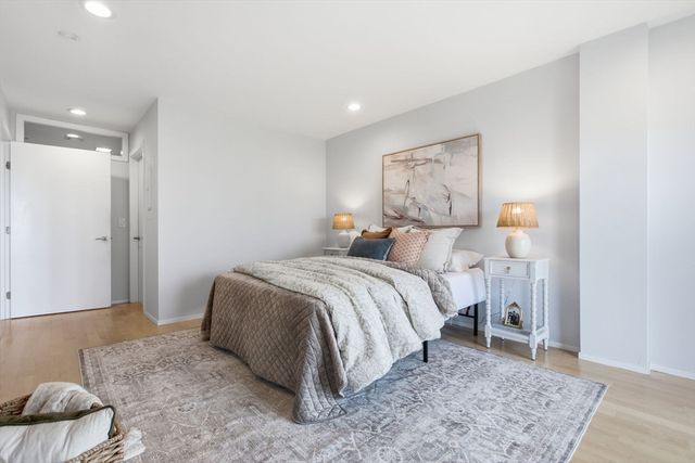 1 Seal Harbor 210, Winthrop, MA 02152