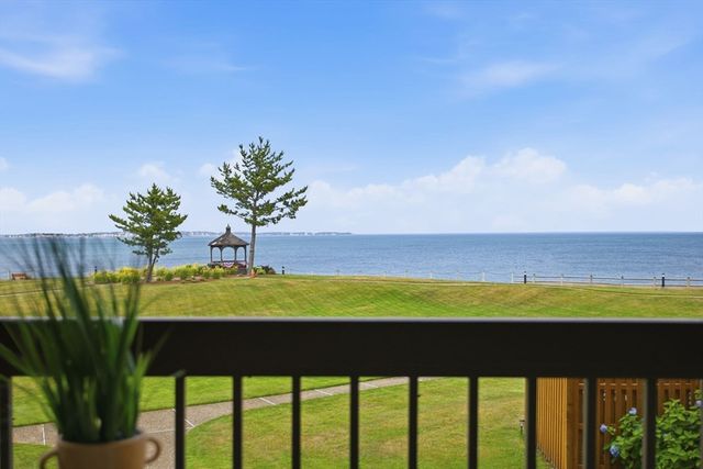 1 Seal Harbor 210, Winthrop, MA 02152