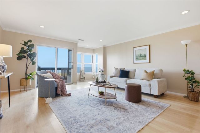 1 Seal Harbor 210, Winthrop, MA 02152