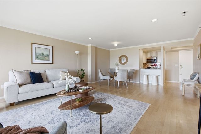 1 Seal Harbor 210, Winthrop, MA 02152