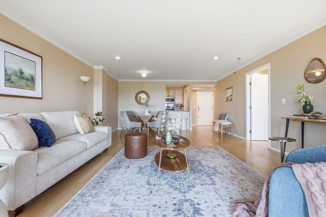 1 Seal Harbor 210, Winthrop, MA 02152