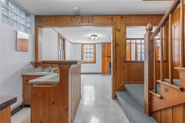 212 Grandon Road, Oakwood, OH 45419
