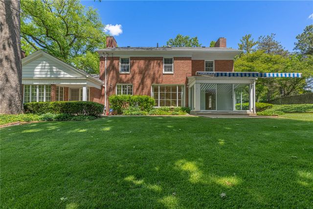 212 Grandon Road, Oakwood, OH 45419