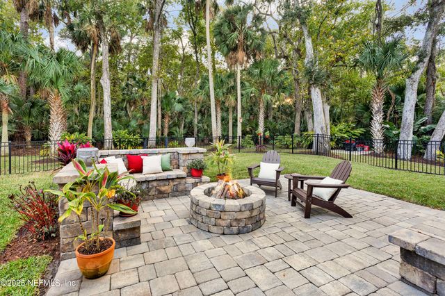 125 DEER LAKE Drive, Ponte Vedra Beach, FL 32082