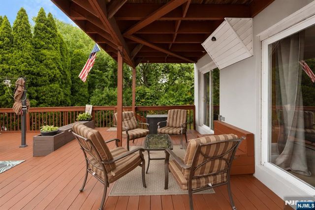 9121 Newkirk Avenue, North Bergen, NJ 07047