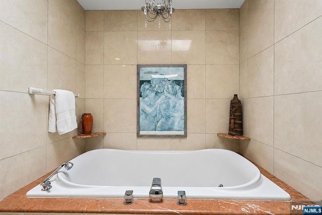 9121 Newkirk Avenue, North Bergen, NJ 07047