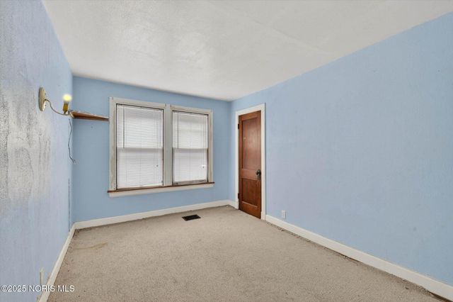 3209 Kimball Avenue, Toledo, OH 43610