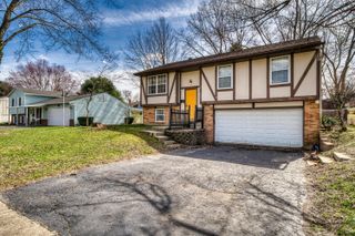 1833 Lakeview Drive, Newark, OH 43055