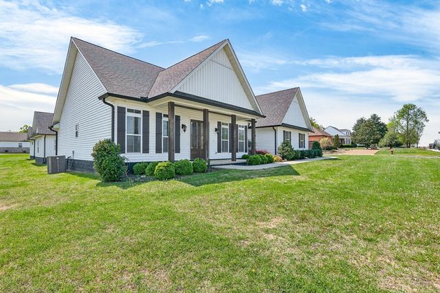 1415 E 10th St, Cookeville, TN 38501