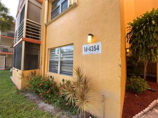 4354 NW 9th Ave 14-1E, Deerfield Beach, FL 33064