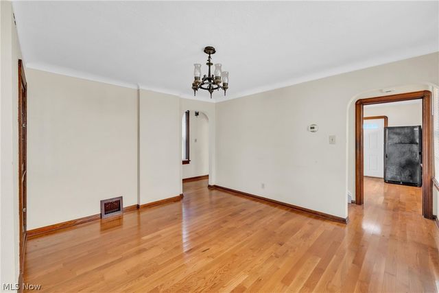 2186 Cornell Road, Cleveland, OH 44106