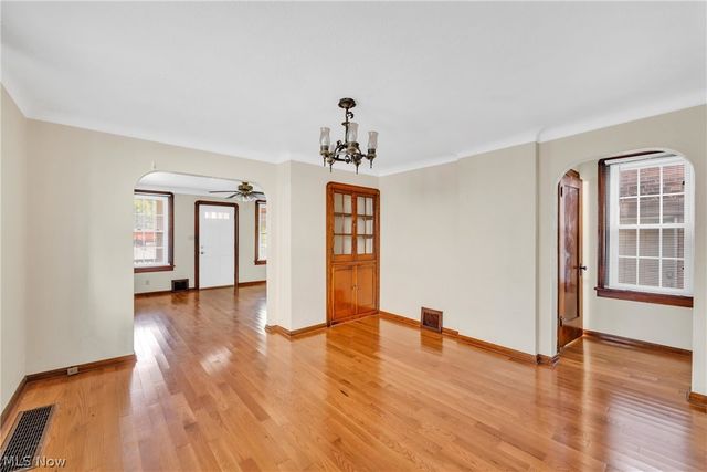 2186 Cornell Road, Cleveland, OH 44106