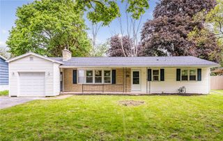 162 Berkshire Drive, Greece, NY 14626