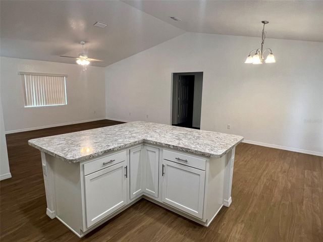 8640 SE 157 PLACE, Summerfield, FL 34491
