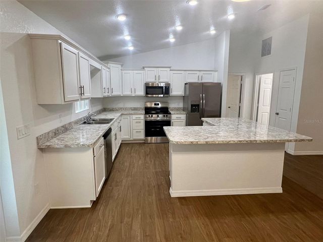 8640 SE 157 PLACE, Summerfield, FL 34491