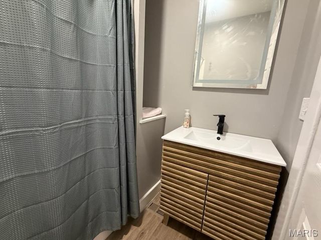 1407 Eberhart Avenue, Edwardsville, IL 62025