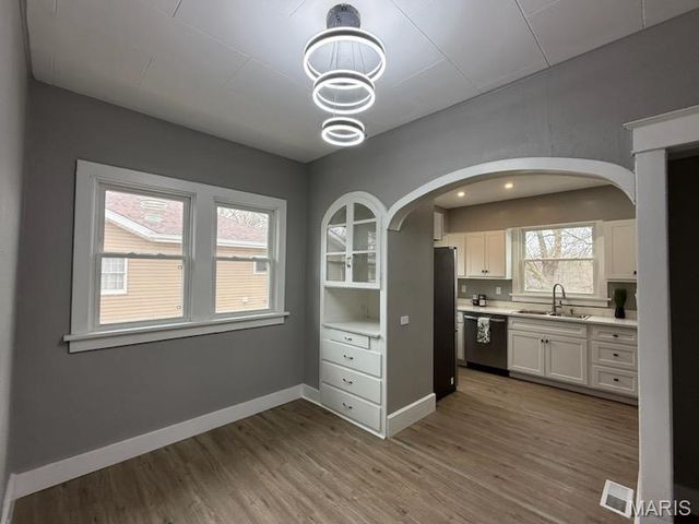 1407 Eberhart Avenue, Edwardsville, IL 62025