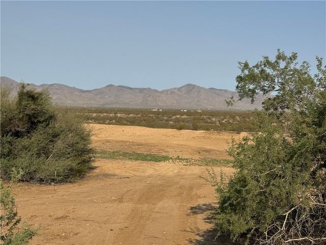 0000 W Mesa Verde, Golden Valley, AZ 86413