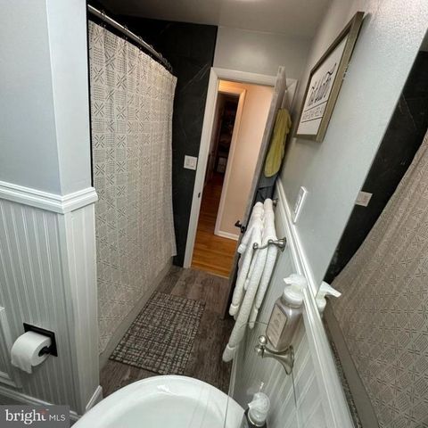 661 GUILFORD AVE, Chambersburg, PA 17201
