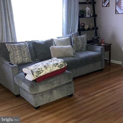 661 GUILFORD AVE, Chambersburg, PA 17201