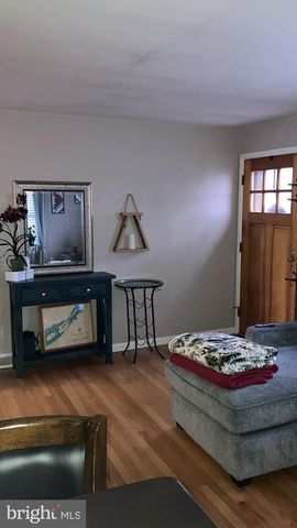 661 GUILFORD AVE, Chambersburg, PA 17201