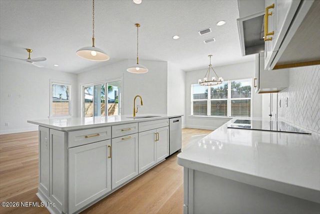 514 BARBARA Lane, Jacksonville Beach, FL 32250