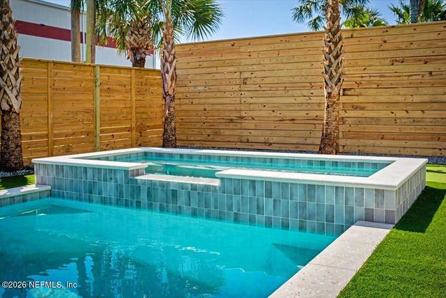 514 BARBARA Lane, Jacksonville Beach, FL 32250